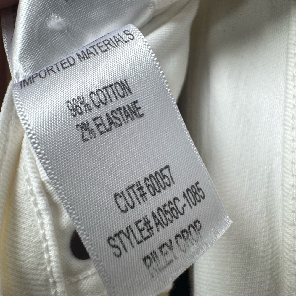 Agolde Riley Crop White Jeans - Picture 4 of 5